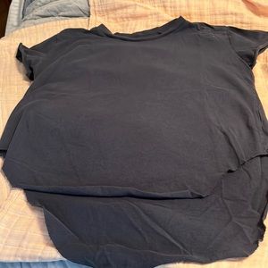 Size M Frank and Eileen short sleeved jersey